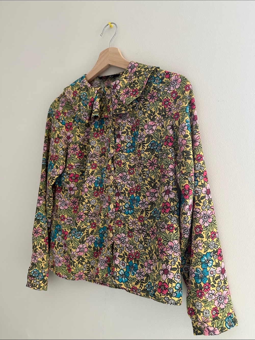 Floral Button-Up Blouse with Rounded Collar